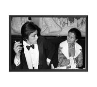 Hexoa Affiche de célébrités Alain Delon et Simone Veil - Made in France - Affiche sous Cadre Bois Noir 45x30