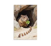 HHYXMJLL Poster mural décoratif décoratif avec inscription « A Groundhog Pokes Its Head Out of The Cave, Holding A Clover in Its Mouth », suivi d'une chaîne de petites marmottes - Décoration murale 30