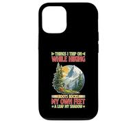 Hiking Trip Hazards Roots Rocks Feet and Shadows Coque pour iPhone 12/12 Pro