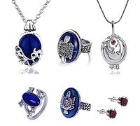 HJYZY The Vampire Diaries Lot de 6 colliers Salvatore Damon Stefan Doigt Famille Armoiries Bague Boucles d'oreilles rubis pour femme, Zinc, Rubis