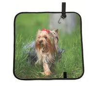 Hnnkloy Yorkshire Terrier Pelouse Chiens Mignons Ummer Nœud Rouge,Tapis de siège Pliable, Tapis de siège en Tissu Oxford, Coussin de siège Portable pour l'extérieur
