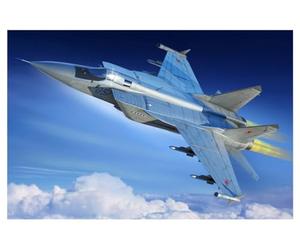 Hobby Boss 381755 1/48 MIG 31 m Foxhound modèle Kit