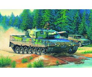 Hobbyboss 82401 - 1:3 5 Allemand Léopard 2 A4 Réservoir- Neuf