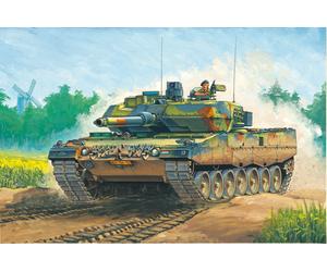 Hobbyboss 82423 - 1:3 5 Léopard 2 A5/A6NL- Neuf