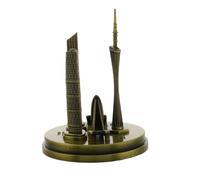 HOLIDYOYO Miniature Modèle Tour de Guangzhou Sculpture Métallique Précise pour Décoration de Table Ornement Architectural Multifonctionnel pour Bureau et Maison