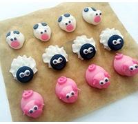 Holly Cupcakes Décorations de gâteaux au Sucre: 12 Petits Animaux de la Ferme /12 Sugar Mini Farm Animals- Gorgeous, Edible and Handmade with Love in The UK!