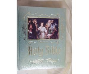 Holy Bible Master Reference Edition Authorized King James Version Red Letter Edition With Pictorial Pronouncing Dictionary and Other Interesting Instructive Features: a Family Bible Beautifully Illustrated With Masterpieces of Religious Art