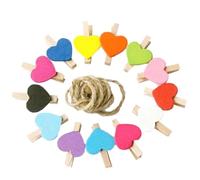 HOMOCONO 50 Pièces Clips Photo en Bois de Cœur, avec Corde | Pinces Décoratives Colorées, Construction Robuste, pour Cartes et Œuvres, Usage Maison et Présentation Couleur Aléatoire