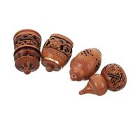 HOMSFOU 4 Pièces Pendentifs Diffuseurs Creux Sculptés Diffuseur Dhuile Essentielle Portable pour Voiture Collier Parfumé Porte Clés Charme Artisanal Ornement Chinois avec Mots de