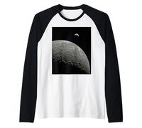 Horizon de Surface de la Lune avec Vue de l'espace de la Terre dans la Distance Manche Raglan