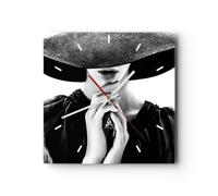 Horloge murale en verre 40x40cm Silencieuse Femme Mains Chapeau Wall Clock