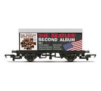 Hornby R60301 The Beatles Second Album 'With The Beatles' USA Album Covers Wagon