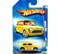 Hot Wheels - Voiture miniature - Dodge Challenger SRT8 '08 Vert Échelle 1:64 Redline Rims #10/10
