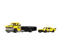 Hot Wheels Camion de transport Legends Team et voiture de course, cadeau pour les collectionneurs de course