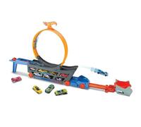 Hot Wheels Camion transporteur de piste Stunt and Go Looping et rampe pliable pour 18 voitures GCK38