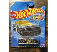 HOT WHEELS COLOR SHIFTERS 2005 FORD MUSTANG 1:64