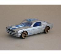 Hot Wheels Ford Mustang Fastback 2010-004 Argent Voiture classique Garçon