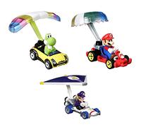 Hot Wheels Mario Kart, Coffret de 3 véhicules-Personnages échelle 1/64è inspirés du célèbre Jeu vidéo, Jouet pour Enfant, HDB38