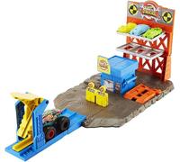 Hot Wheels Monster Trucks – – Coffret Station Explosive
