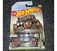 Hot Wheels Mud Runners 5/5 ’15 Land Rover Defender Double Cab HFW36