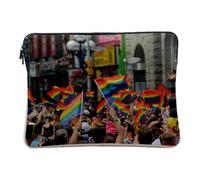 Housse Ordinateur et Tablette Aspect Lin - Gay Pride Manifestation LGBT Fierté Militant Gay Lesbien - 14-15 Pouces Pochette de Protection PC Portable Imprimé en France