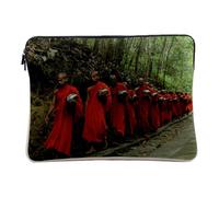 Housse Ordinateur et Tablette Aspect Lin - Procession de Moines Bouddhiste avec Bol Chantant dans la Foret - 12-13 Pouces Pochette de Protection PC Portable Imprimé en France