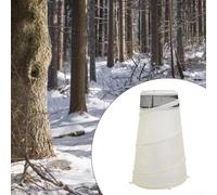 Housses pour plantes d'hiver conçues pour protéger contre le gel et les menaces animales, fabriquées à partir de maille et de tissu avec un design intuitif pour une utilisation dans le jardin (2