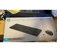 HP Clavier et souris sans fil 230 RF Noir
