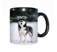 HRRASFAZF Tasse à Café | Tasse Céramique Fine | Cadeau Original | 330ml | Mug avec Anse | Cadeau Original pour Homme et Femme | Portrait noir et blanc d'un husky sibérien debout sur fond de neige ble