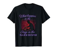 Humour photographique What Happens in the Darkroom T-Shirt