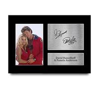 HWC Trading A4 David Hasselhoff & Pamela Anderson Baywatch Cadeaux Imprimé Signé Autographe Photo pour les fans d’émissions de télévision - A4