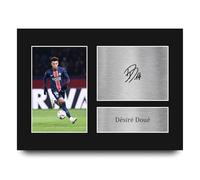HWC Trading Desire Doue Paris Blue and Reds Cadeaux imprimés photo autographe signée pour les fans de football et les supporters - A4