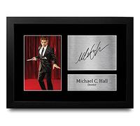 HWC Trading FR A4 Michael C Hall Dexter Cadeaux Imprimé Signé Autographe Photo pour les fans d’émissions de télévision - A4 Encadré