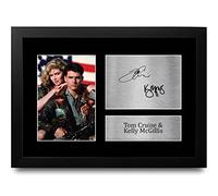 HWC Trading FR A4 Tom Cruise & Kelly McGillis Top Gun Maverick & Charlie Cadeaux Imprimé Signé Autographe Photo pour les fans de cinéma - A4 Encadré