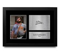 HWC Trading FR A4 Zach Galifianakis The Hangover Alan Cadeaux Imprimé Signé Autographe Photo pour les fans de cinéma - A4 Encadré