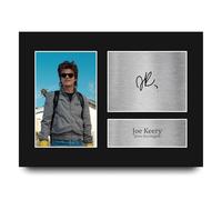 HWC Trading Joe Keery Strange Hawkins Thing Steve Harrinton Cadeaux Imprimé Signé Autographe Photo pour les fans d’émissions de télévision - A4