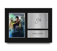 HWC Trading Justice Smith Dungeons & Dragons Simon Cadeaux Imprimé Signé Autographe Photo pour les fans de cinéma - A4