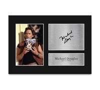 HWC Trading Michael Douglas Romancing the Stone Jack T. Colton Cadeaux Imprimé Signé Autographe Photo pour les fans de cinéma - A4 (ID-011897)