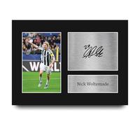 HWC Trading Nick Woltemade Newcastle Utd Cadeaux imprimés photo autographe signée pour les fans de football et les supporters - A4