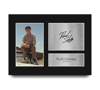 HWC Trading Noah Schnapp V2 Strange Hawkins Thing Cadeaux Imprimé Signé Autographe Photo pour les fans d’émissions de télévision - A4