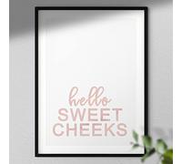 Hygge Creations Hello Sweet Cheeks - Typographie imprimée | Cadeau pour elle | Impression de chambre à coucher Cadre noir avec passe-partout A4