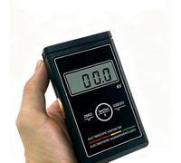 HYYKEJI Mesureur de Champ électrostatique Portable, testeur Statique à Plage Automatique 0-50 KV, avec Remise à zéro en Un clic, capacité de Sortie, idéal pour Les matériaux d'emballage