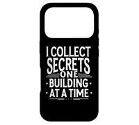 I Collect Secrets One Building at a Time Explorer Citations Coque pour iPhone 17 Pro