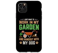 I Just Want to Work in My Garden and Hang Out with My Dog Coque pour iPhone 11 Pro Max