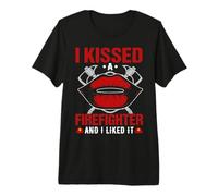 I Kissed A Firefighter Funny Fireman Fighters Lovers T-Shirt Haut de Gamme