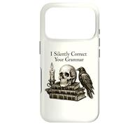 I Silently Correct Your Grammar Skull Raven Funny Teacher Coque pour iPhone 17 Pro