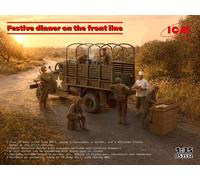 ICM DS3532 - 1:3 5 Festive Dîner On The Avant Line ( WWII US Army Kitchen Truck