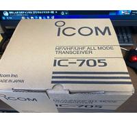 ICOM 705 HF/50/144/430MHz 10W All Mode Portable IC Transceiver Amateur Radio