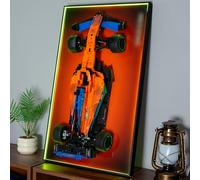 iCUANUTY Tableau mural avec lumières LED RVB colorées compatible avec Lego 42141 Technic McLaren F1 2022 Réplique de voiture de course, conçu pour les amateurs de support mural de voiture (voiture non