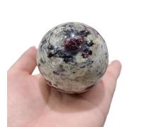 IDGTTLDF Stone White Twinkling Garnet Symbiotic Quartz Crystals Ball Spheres Accompanying Decorative Stones Minerals Spiritual (70-80mm)